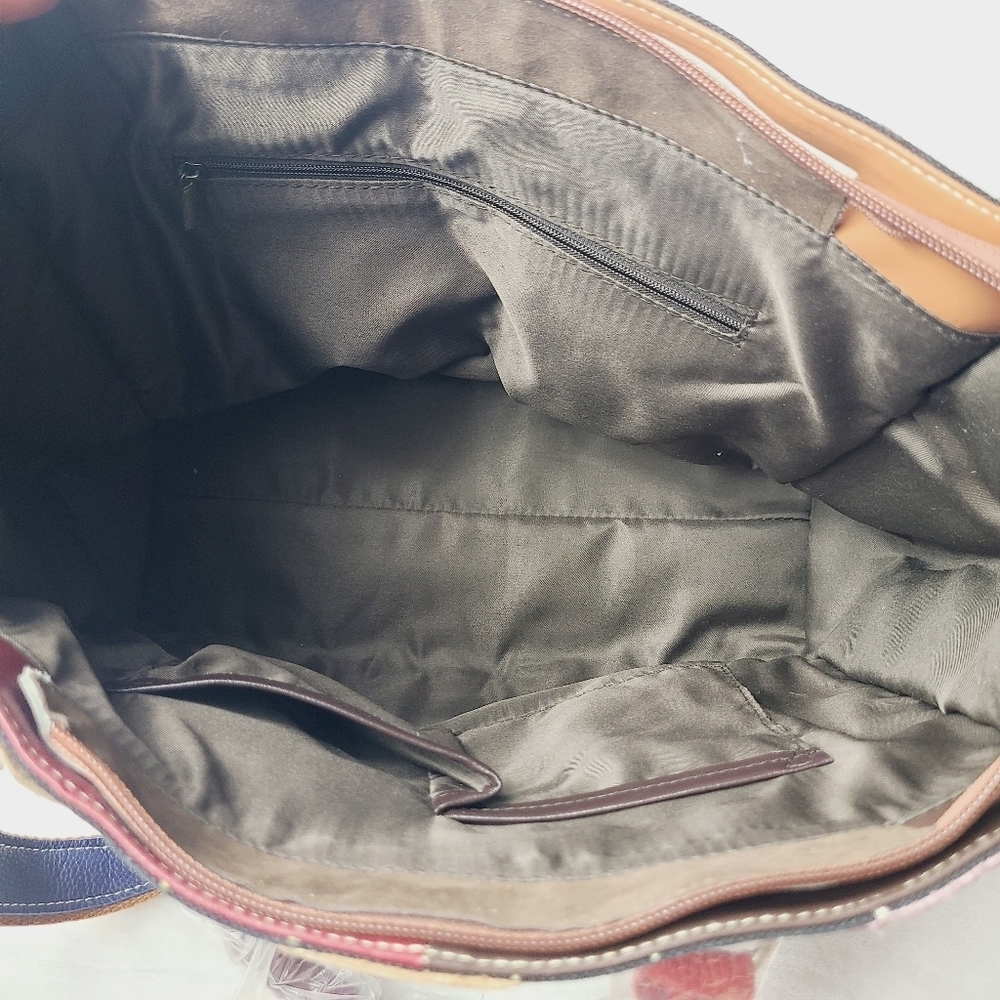 Nwt CAERLIF leather crossbody or hand bag - Picture 7 of 10